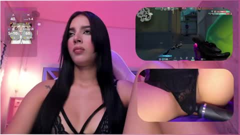 Snapshot of sweetie_cloe chatting on May 14, 2026, 9:43 pm sweetie_cloe online show from May 14, 2026, 9:43 pm