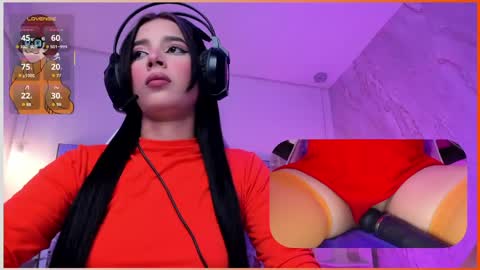 Snapshot of sweetie_cloe chatting on May 17, 2026, 8:49 pm sweetie_cloe online show from May 17, 2026, 8:49 pm