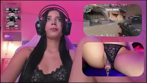 Snapshot of sweetie_cloe chatting on May 25, 2026, 9:43 pm sweetie_cloe online show from May 25, 2026, 9:43 pm