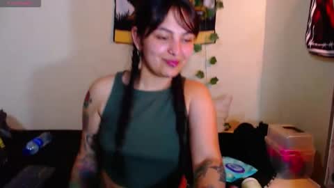 Snapshot of sweetie_maryy chatting on September 21, 2025, 7:59 pm Maria my insta sweetie maryy online show from September 21, 2025, 7:59 pm