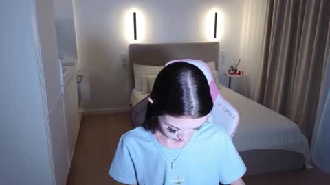 bratty gf online show from January 12, 2026, 9:14 am