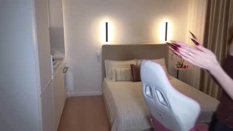 bratty gf online show from January 16, 2026, 4:16 am