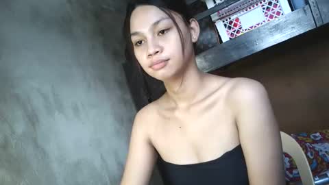 Snapshot of sweetiecum_tina chatting on February 13, 2026, 4:08 am sweetiecum_tina online show from February 13, 2026, 4:08 am