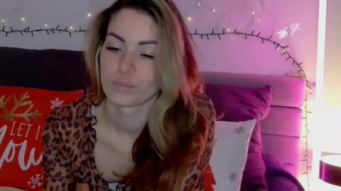 Daddy Babby Girl online show from January 14, 2026, 10:25 pm