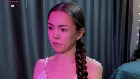 sweetieee_kira online show from February 6, 2026, 1:43 am