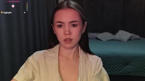 sweetieee_kira online show from March 12, 2026, 1:34 am