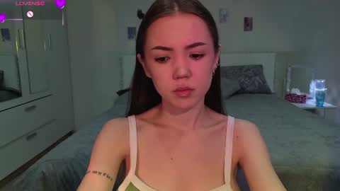 Snapshot of sweetieee_kira chatting on June 30, 2026, 3:18 am sweetieee_kira online show from June 30, 2026, 3:18 am
