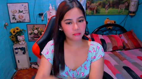 Snapshot of sweetienicole chatting on January 15, 2025, 6:40 pm Nicole online show from January 15, 2025, 6:40 pm