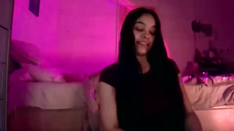 Snapshot of sweetieslikebutter chatting on December 29, 2024, 11:07 am Blu Sweets online show from December 29, 2024, 11:07 am