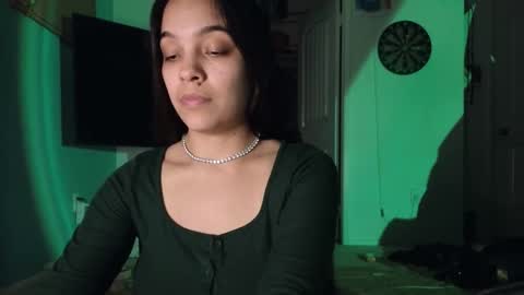 Snapshot of sweetieslikebutter chatting on October 24, 2025, 6:21 am Blu Sweets online show from October 24, 2025, 6:21 am