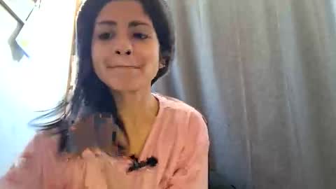 Snapshot of sweetlatinafit chatting on December 4, 2025, 1:31 pm sweetlatinafit online show from December 4, 2025, 1:31 pm