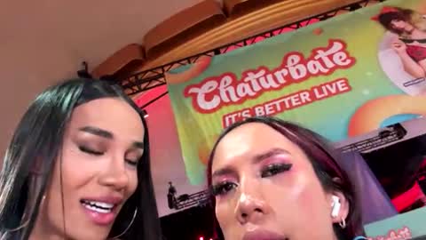 Laura Saenz  Geminis online show from January 17, 2026, 10:02 pm