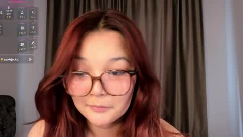 Snapshot of sweetlayla_ chatting on June 7, 2026, 11:25 am Layla online show from June 7, 2026, 11:25 am