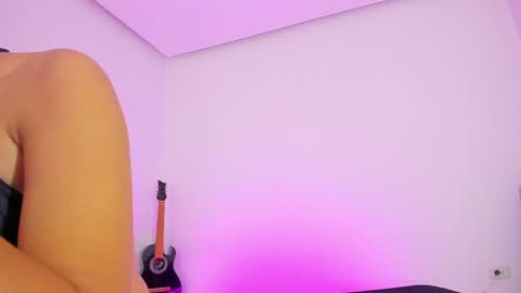 Azulandvioleta online show from January 17, 2025, 12:42 pm