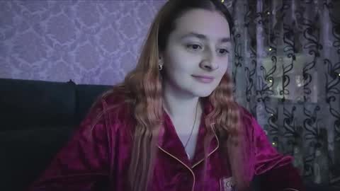 sweetliaison online show from February 3, 2026, 5:07 pm