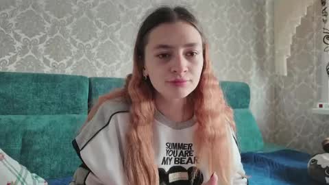 Snapshot of sweetliaison chatting on April 17, 2026, 6:05 am sweetliaison online show from April 17, 2026, 6:05 am
