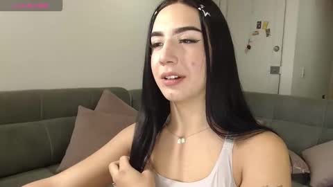 sweetliamn online show from April 21, 2026, 1:53 am