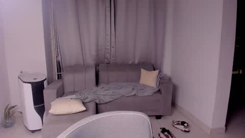 Snapshot of sweetlian_04 chatting on February 21, 2025, 7:34 am Lian online show from February 21, 2025, 7:34 am