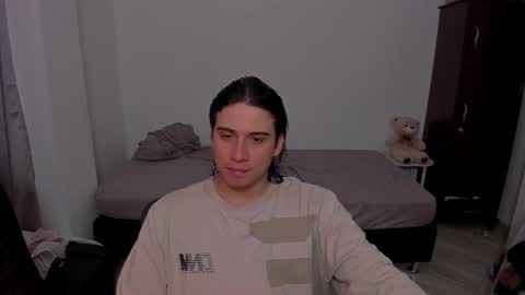 Snapshot of sweetlian_04 chatting on February 12, 2026, 9:54 pm Lian online show from February 12, 2026, 9:54 pm