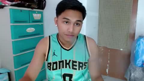 Snapshot of sweetlilly_18 chatting on December 16, 2024, 2:05 pm Lilly online show from December 16, 2024, 2:05 pm