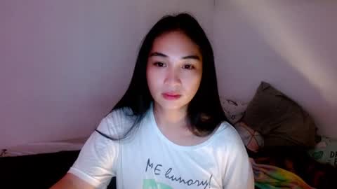 Snapshot of sweetlilly_18 chatting on March 11, 2025, 1:12 pm Lilly online show from March 11, 2025, 1:12 pm