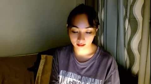 Snapshot of sweetlilly_18 chatting on March 2, 2026, 11:17 am Lilly online show from March 2, 2026, 11:17 am