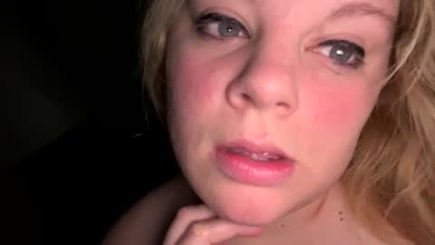 Snapshot of sweetlisa92 chatting on April 5, 2026, 4:48 pm Lisa online show from April 5, 2026, 4:48 pm