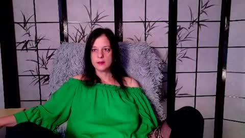 JenJenny online show from July 23, 2026, 7:39 am