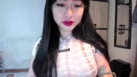 Zoe online show from March 6, 2025, 11:20 pm