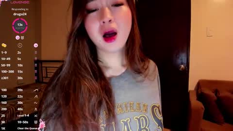 Zoe online show from November 28, 2025, 7:00 am