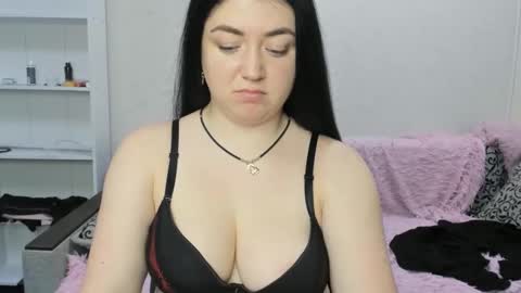 sweetmarylove online show from March 8, 2025, 10:11 am