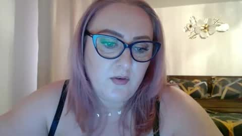 sweetmaya online show from April 19, 2026, 1:54 pm