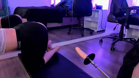 sweetmelodyyy  online show from March 3, 2026, 5:30 pm