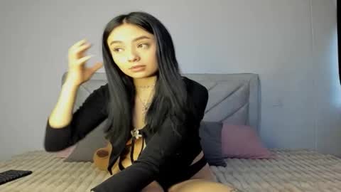 Snapshot of sweetmili133 chatting on January 11, 2026, 11:15 am sweetmili133 online show from January 11, 2026, 11:15 am