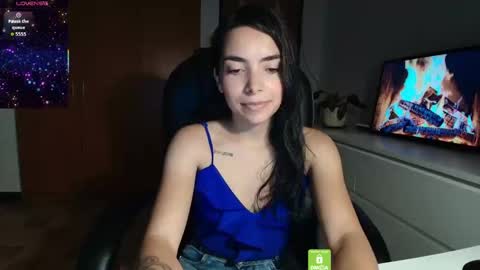 Snapshot of sweetmysterious18 chatting on September 27, 2025, 9:36 am Sweet Mysterious online show from September 27, 2025, 9:36 am