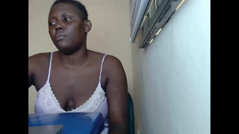 sweetnectarx online show from February 16, 2025, 1:49 pm