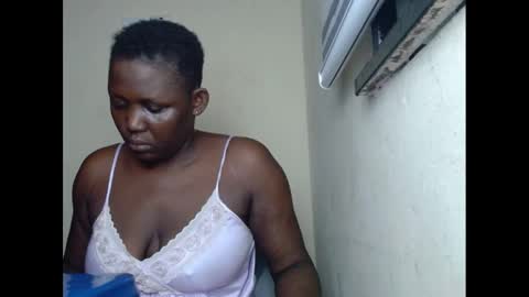 sweetnectarx online show from February 16, 2025, 7:05 pm