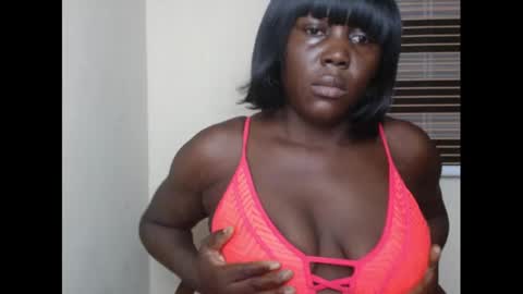 sweetnectarx online show from March 7, 2025, 7:38 pm