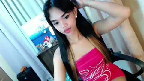 Snapshot of sweetnesstransdiane chatting on December 14, 2024, 11:18 am call me Diane online show from December 14, 2024, 11:18 am
