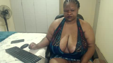 Snapshot of sweetnoziexxx chatting on December 3, 2024, 5:53 am sweetnoziexxx online show from December 3, 2024, 5:53 am