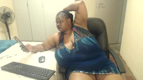 Snapshot of sweetnoziexxx chatting on December 3, 2024, 9:00 am sweetnoziexxx online show from December 3, 2024, 9:00 am