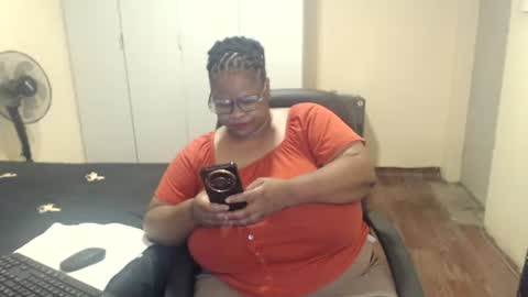 Snapshot of sweetnoziexxx chatting on March 7, 2025, 2:45 pm sweetnoziexxx online show from March 7, 2025, 2:45 pm