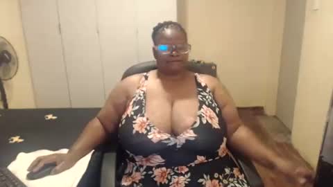Snapshot of sweetnoziexxx chatting on March 10, 2025, 8:26 am sweetnoziexxx online show from March 10, 2025, 8:26 am