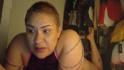 sweetp3ach29 online show from February 22, 2025, 8:18 am