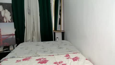 Snapshot of sweetpie_asian chatting on December 6, 2024, 4:06 pm sweetpie asian online show from December 6, 2024, 4:06 pm