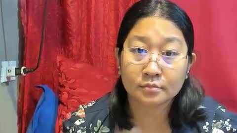 Snapshot of sweetpilipina88 chatting on February 17, 2026, 12:18 am MIA online show from February 17, 2026, 12:18 am