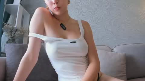 Letty online show from June 25, 2026, 3:06 am