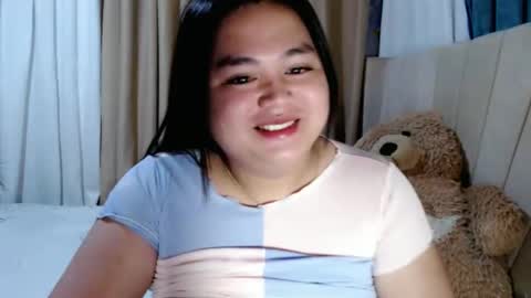 Snapshot of sweetprincess_athena chatting on January 15, 2026, 9:29 pm Princess Ella online show from January 15, 2026, 9:29 pm