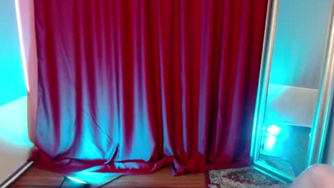 Rubi online show from February 8, 2025, 7:16 pm