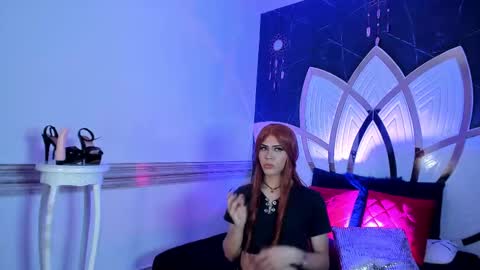 Snapshot of sweets_anie chatting on September 12, 2025, 8:09 pm sweets_anie online show from September 12, 2025, 8:09 pm